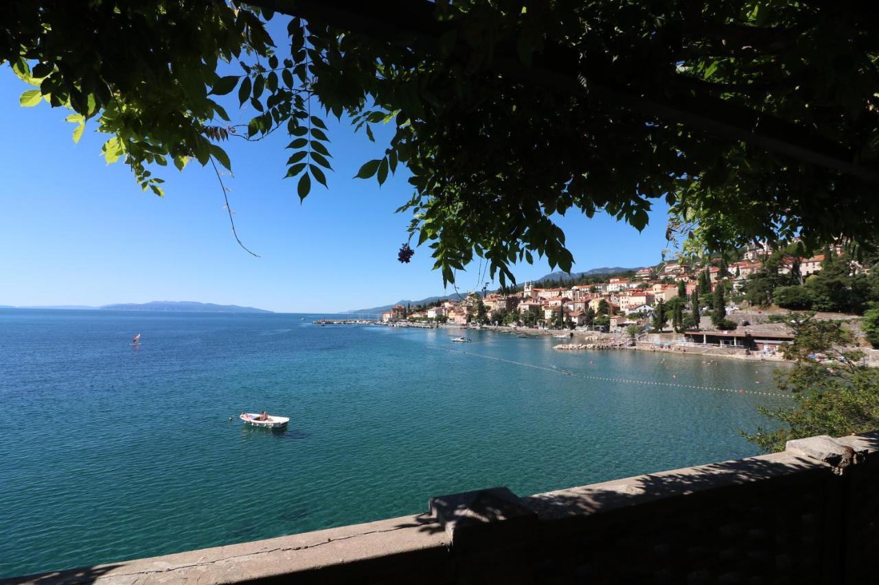 Seaside Apartment Volosko On The Beach Opatija Exterior foto