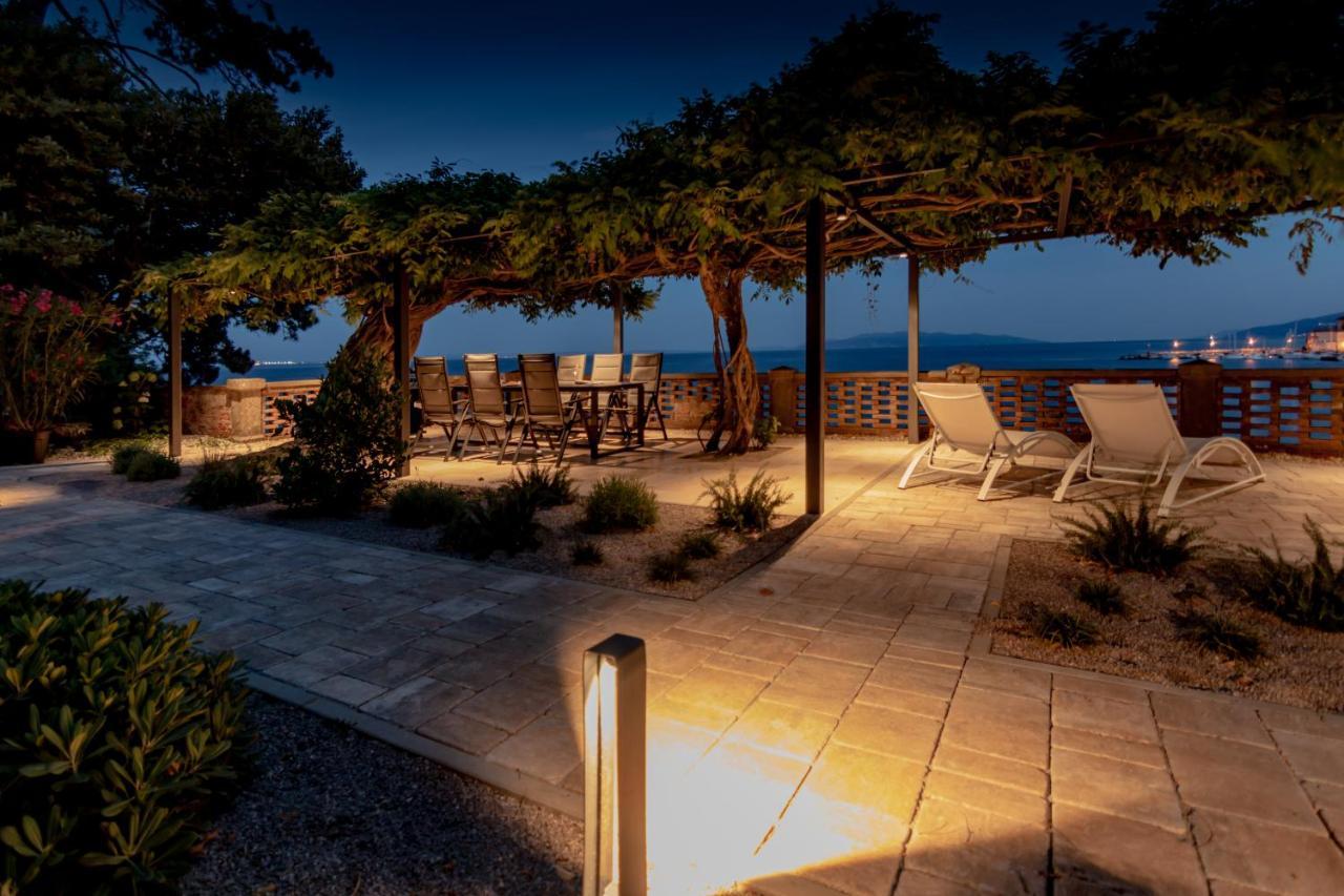 Seaside Apartment Volosko On The Beach Opatija Exterior foto