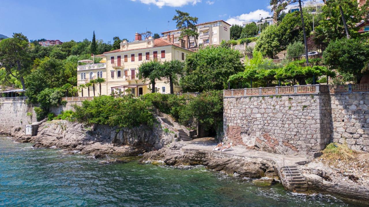 Seaside Apartment Volosko On The Beach Opatija Exterior foto