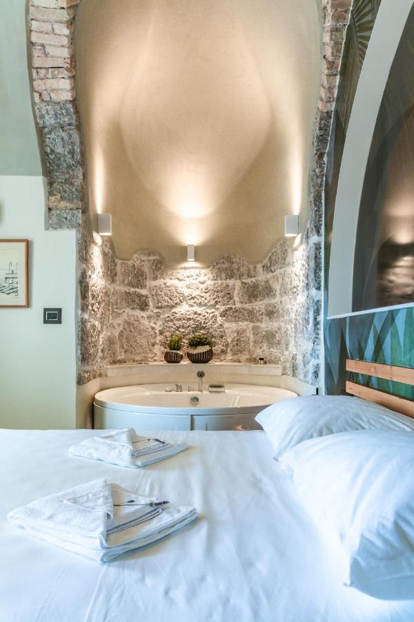 Seaside Apartment Volosko On The Beach Opatija Exterior foto