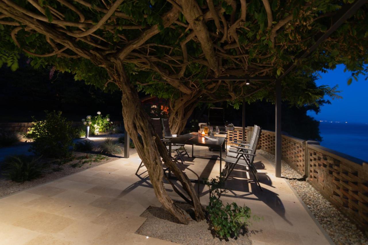 Seaside Apartment Volosko On The Beach Opatija Exterior foto