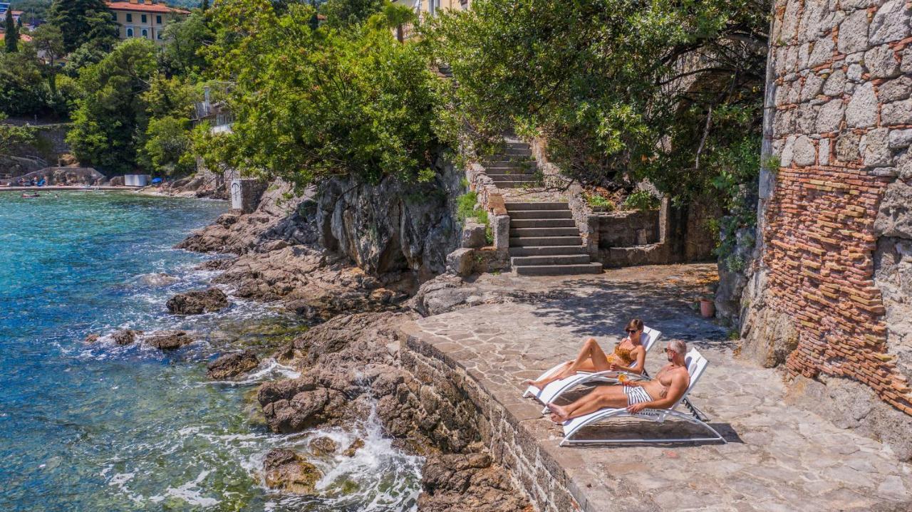 Seaside Apartment Volosko On The Beach Opatija Exterior foto